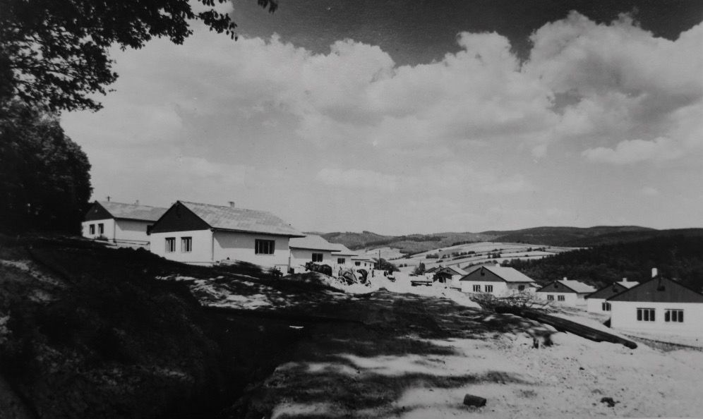 Nová čtvrť „Sokolovo“ v Mariánském Údolí kolem roku 1948