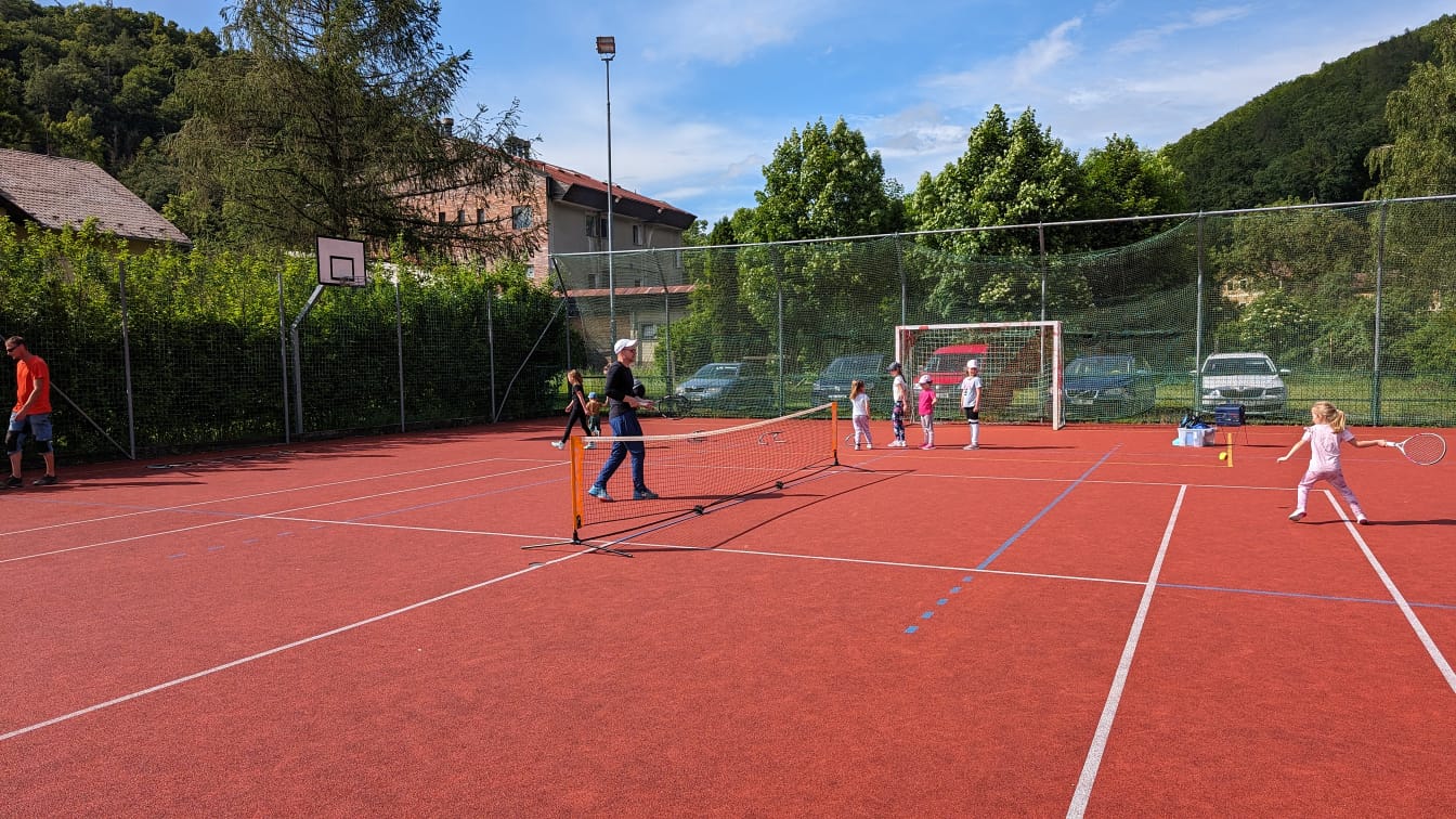 Trénink na hřišti v Hlubočkách – Dukle